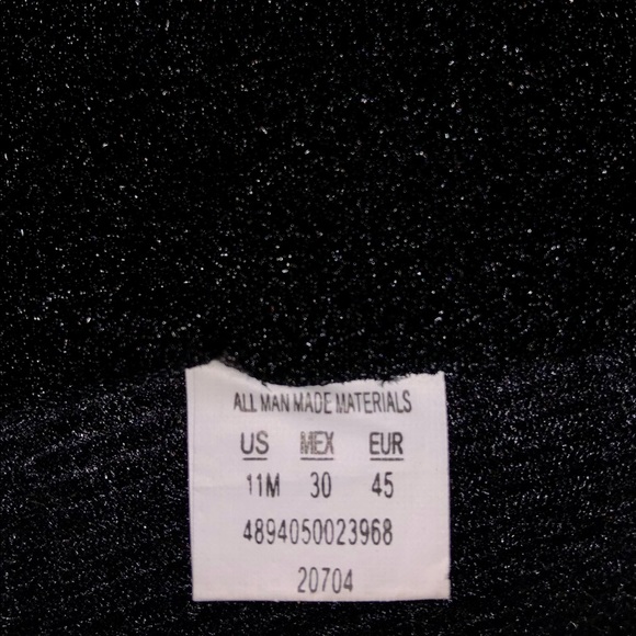 Mens Slides Sz. 11 - Picture 3 of 3